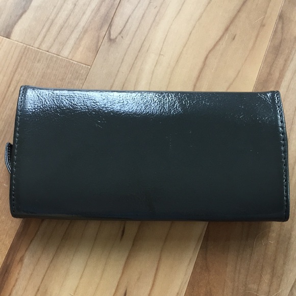 Grey patent leather wallet - Picture 4 of 7